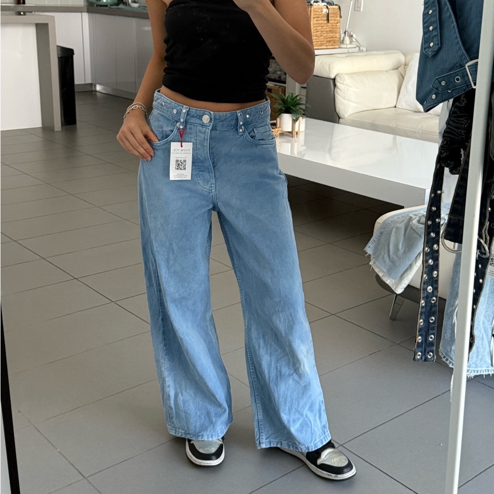 Wide leg denim blue jeans from Zara handcrafted and handmade with silver studs